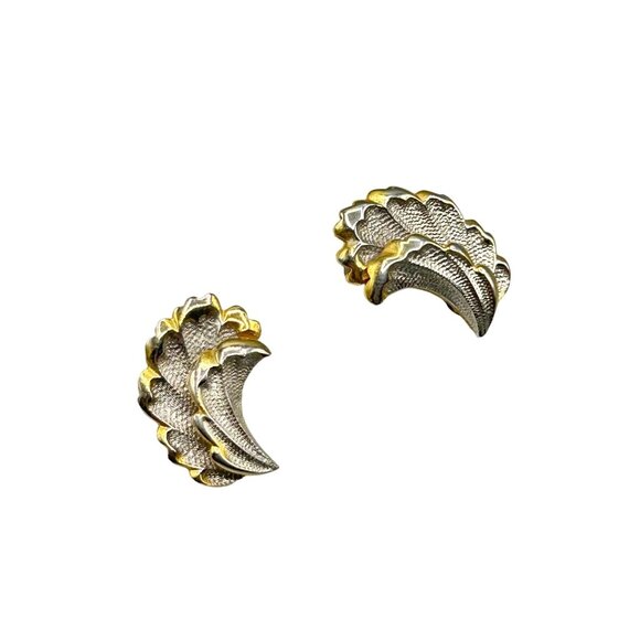 Vintage Two Tone Clip On Earrings Folded Leaf Design Elegant Detailed Clipons - Picture 1 of 7